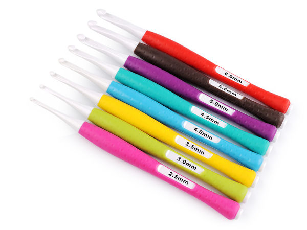 Ergonomisches Häkelnadel-Set mit weichen Silikongriffen - 8-teiliges Mehrgrößen-Set (2,5 mm bis 6 mm) für komfortables Handarbeiten