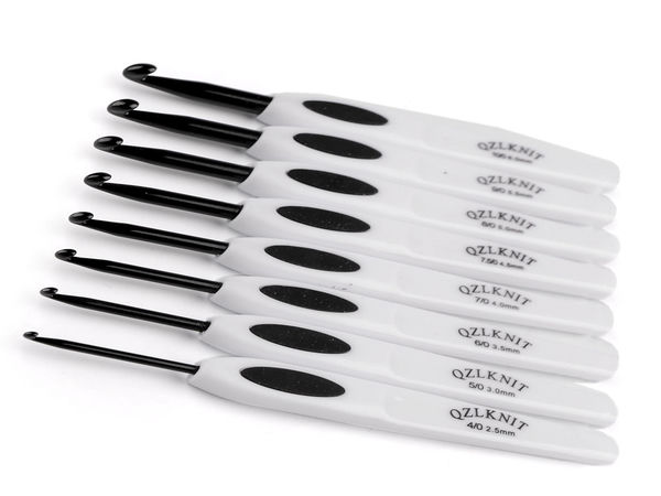 Premium ergonomisches Häkelnadel-Set (8-teilig) - Nadeln in verschiedenen Größen zum Stricken und Häkeln