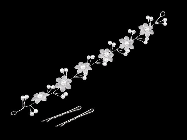 Elegante Blumen- und Perlen-Haarranke für die Braut - Flexibles festliches Haarband und Krone für Hochzeiten, Kommunionen und besondere Anlässe