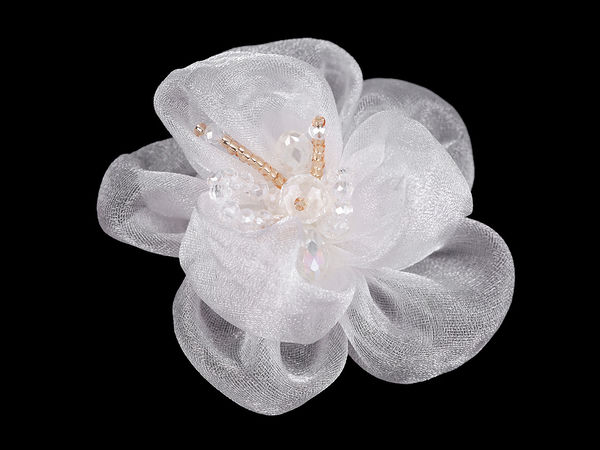 Premium Organza-Blütenapplikation in Weiß mit Glasperlen - Dekorative Textilblüte zum Aufnähen & Aufkleben (Ø 6-7 cm)