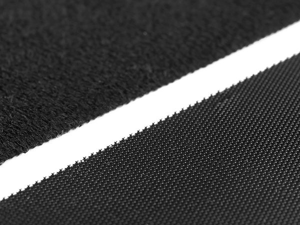 Premium-Klettverschlussband mit flachem Profil (50 mm Breite) - Dezente Mikroklett-Rolle zum Annähen