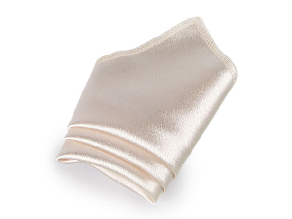 Satin-Einstecktuch in einer Box