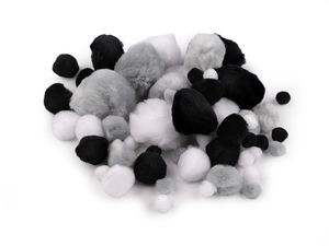 Pompons im Größenmix