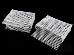 Premium Plastik-Stramin in Weiß für die Herstellung von DIY-Handtaschen & Geldbörsen - Bastelgitter zum Sticken, Häkeln und Bandweben