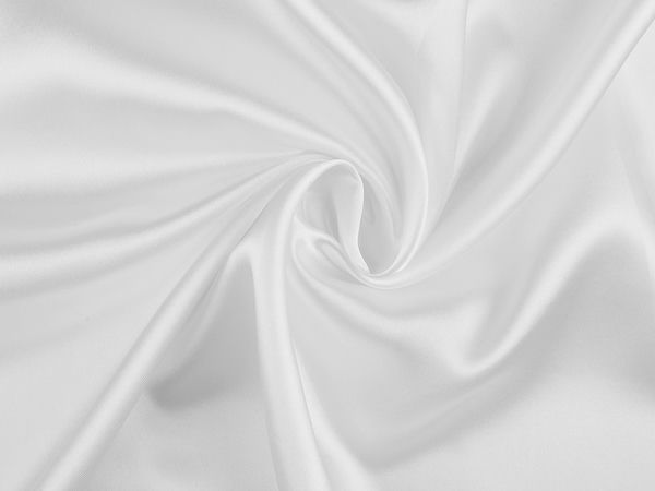Premium-Dekosatinstoff für Hochzeiten, Events und Bastelarbeiten